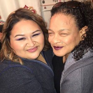 Meet your Posher, Dolores